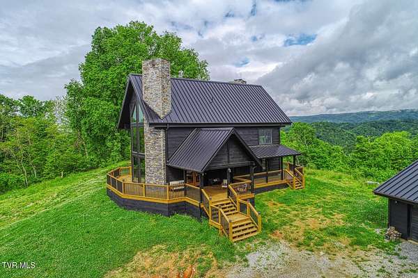 154 Acres of Recreational Land with Home for Sale in Sneedville, Tennessee