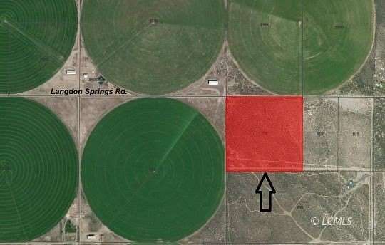 38.3 Acres of Land for Sale in Christmas Valley, Oregon
