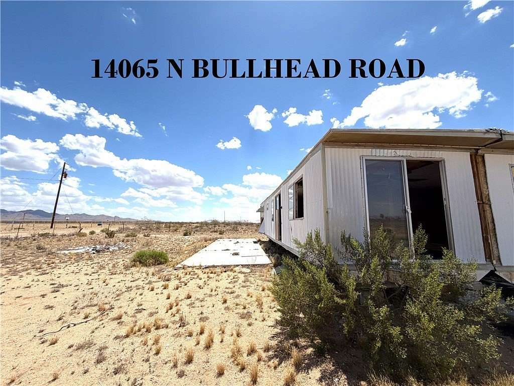 1.25 Acres of Land for Sale in Dolan Springs, Arizona