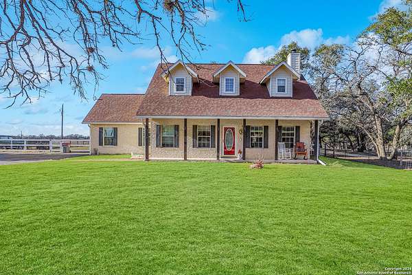 2 Acres of Land with Home for Lease in Floresville, Texas