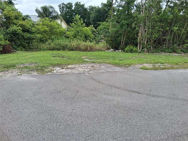 0.23 Acres of Residential Land for Sale in LaBelle, Florida