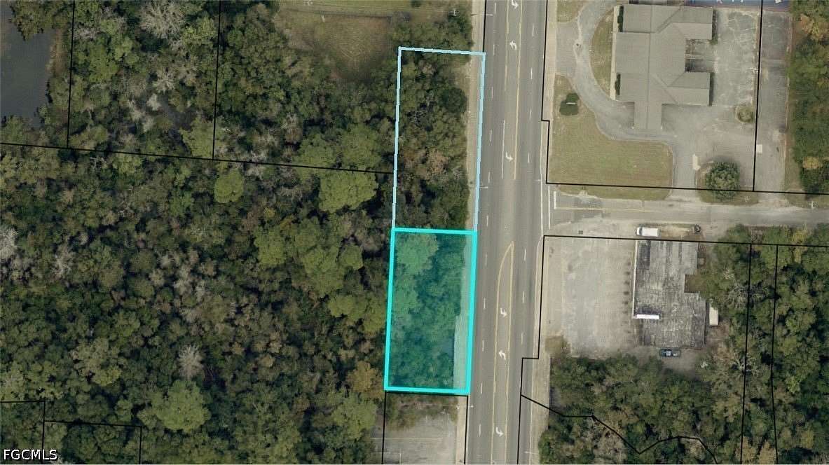0.6 Acres of Land for Sale in Milton, Florida