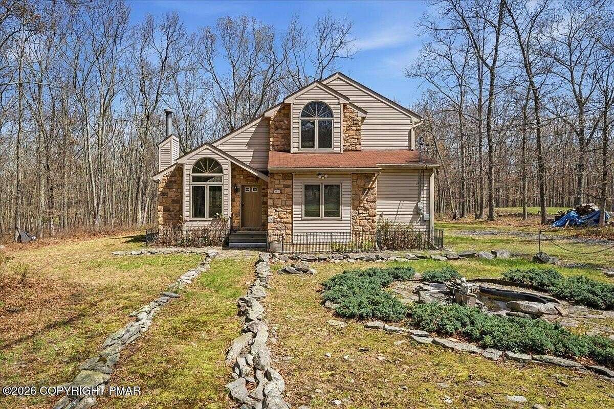 2.17 Acres of Land with Home for Sale in Bushkill, Pennsylvania