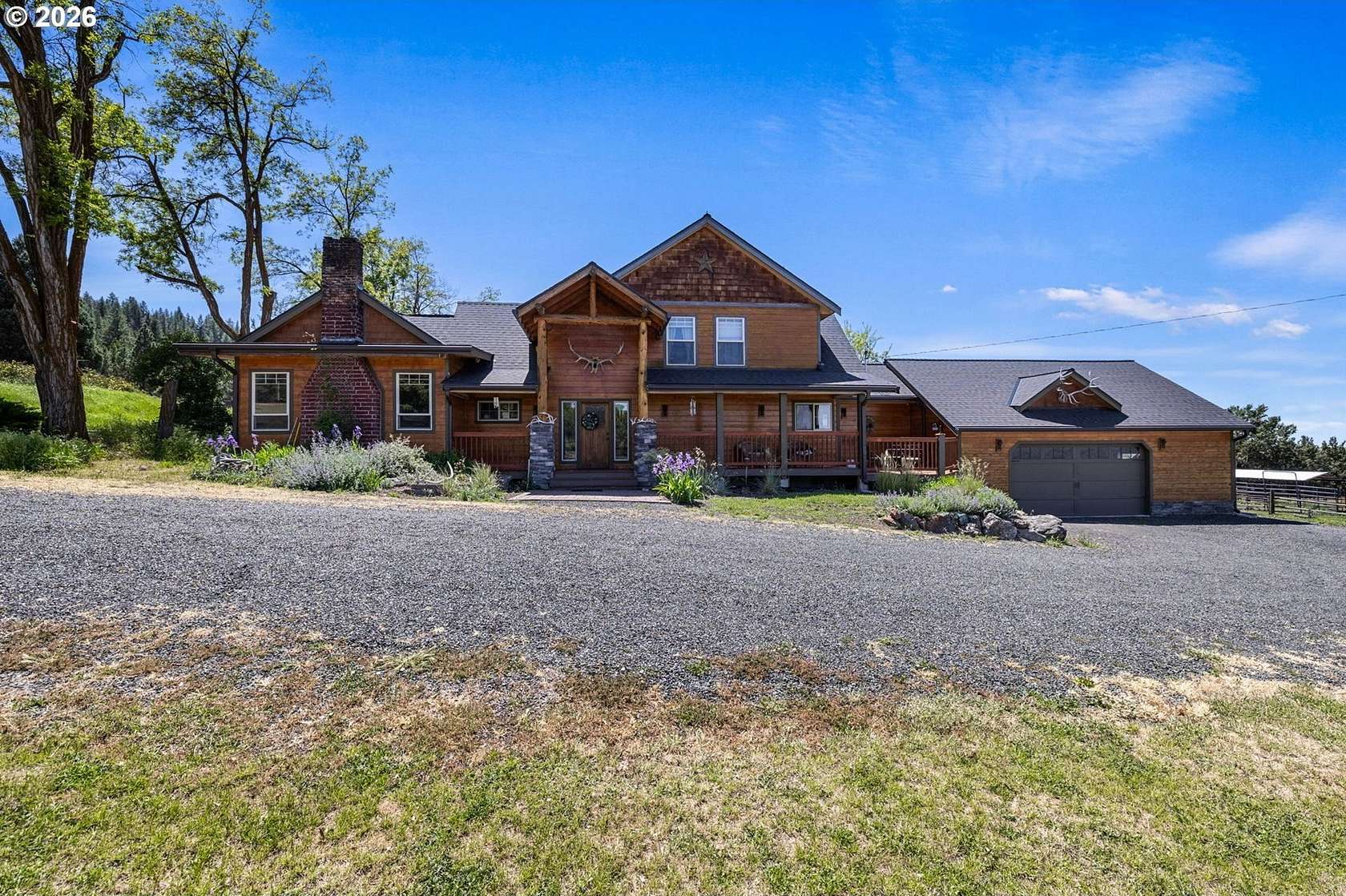 17.1 Acres of Land with Home for Sale in Canyon City, Oregon