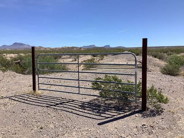 20 Acres of Land for Sale in Duncan, Arizona