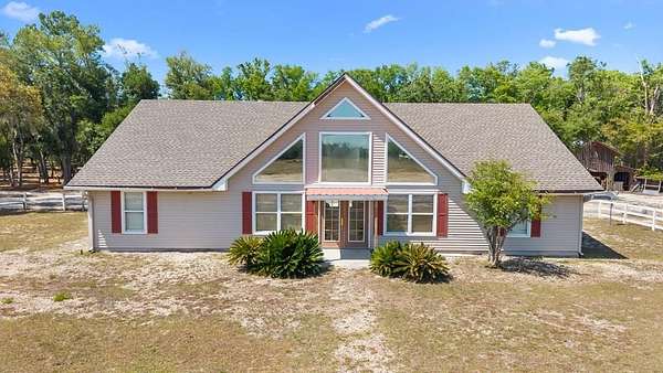 300 Acres of Recreational Land with Home for Sale in Perry, Florida