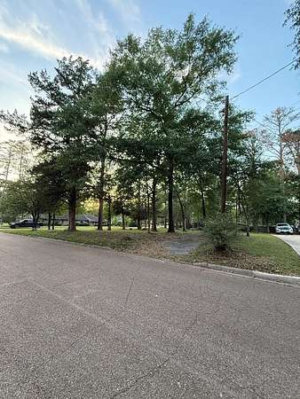 0.35 Acres of Residential Land for Sale in Lufkin, Texas