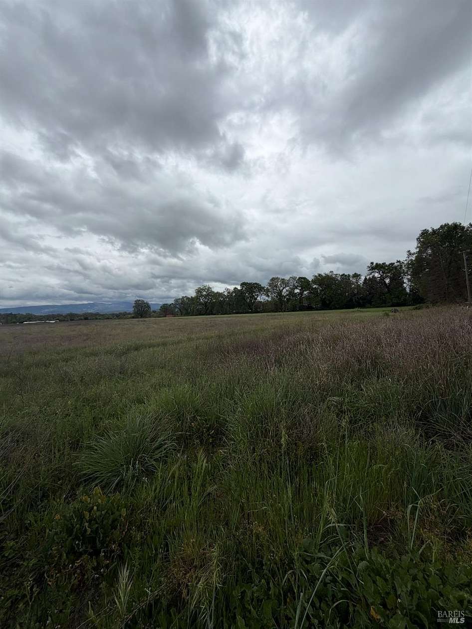 30 Acres of Agricultural Land for Sale in Covelo, California