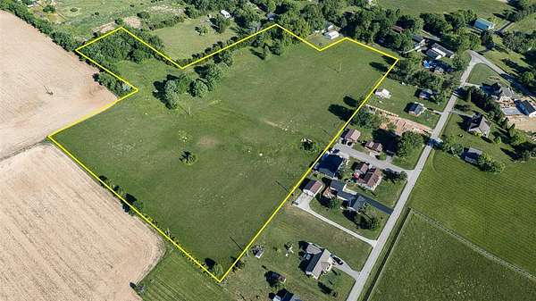 13.9 Acres of Land for Sale in Bowling Green, Kentucky