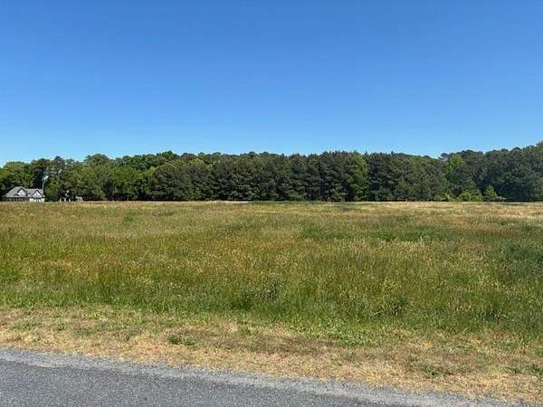 5 Acres of Residential Land for Sale in Machipongo, Virginia