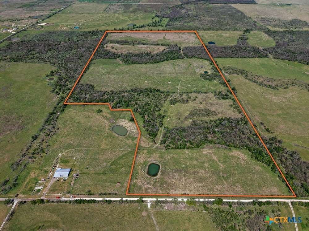 150 Acres of Land for Sale in Groesbeck, Texas