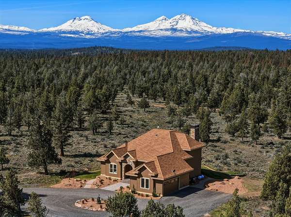 52.6 Acres of Recreational Land with Home for Sale in Sisters, Oregon