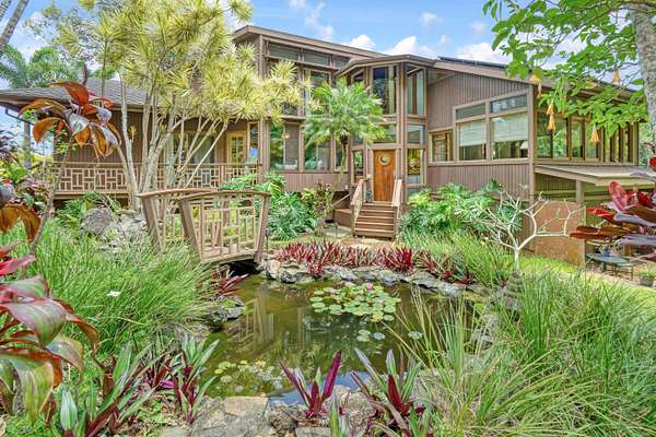 2 Acres of Land with Home for Sale in Haʻikū, Hawaii