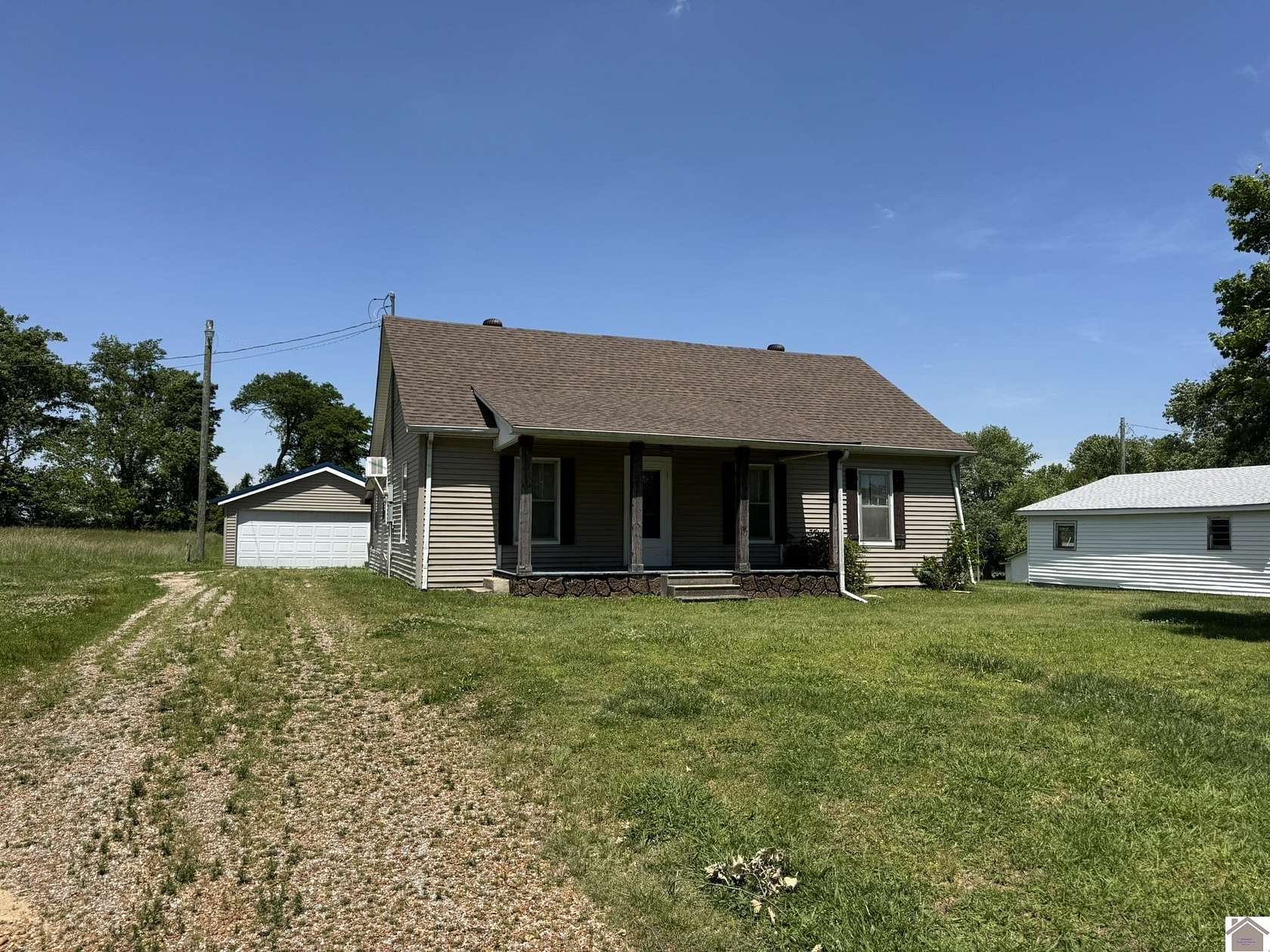 1.5 Acres of Land with Home for Sale in Oakton, Kentucky