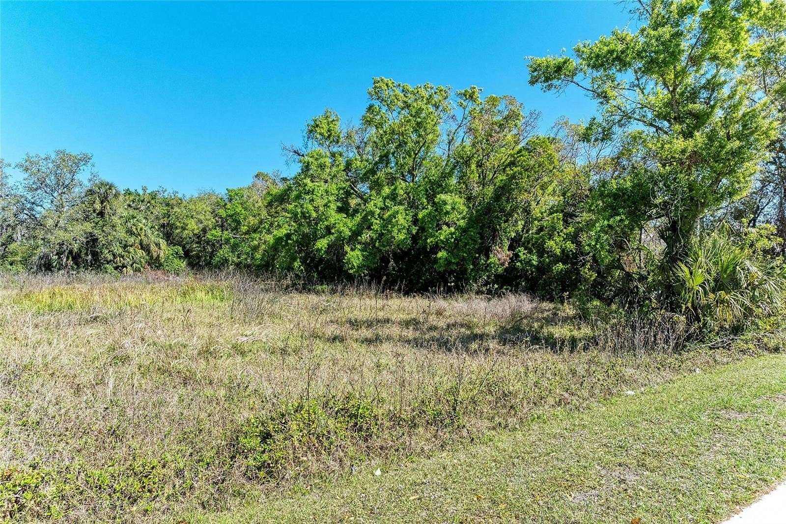 9.6 Acres of Land for Sale in Bradenton, Florida