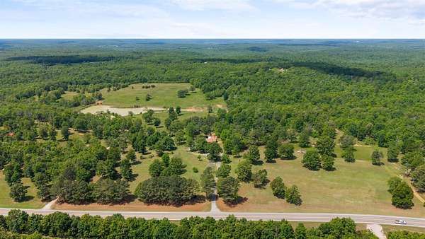 124 Acres of Land with Home for Sale in Ash Flat, Arkansas
