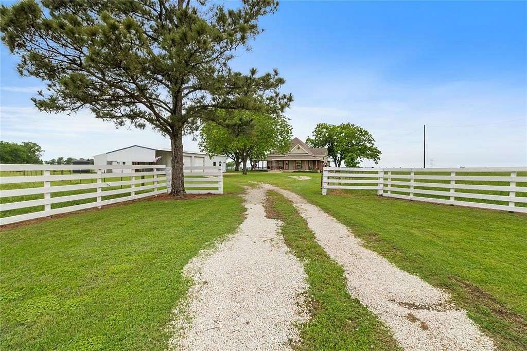 28.4 Acres of Land with Home for Sale in Thornton, Texas