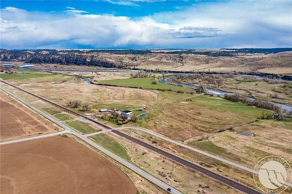 110 Acres of Agricultural Land with Home for Sale in Columbus, Montana