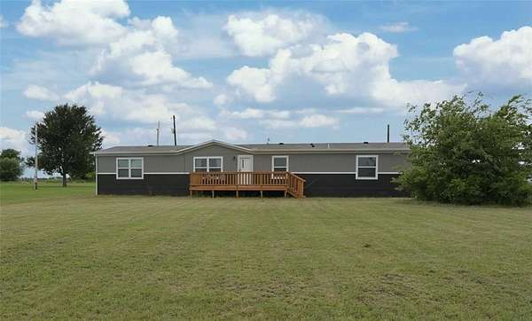 2 Acres of Land with Home for Sale in Decatur, Texas