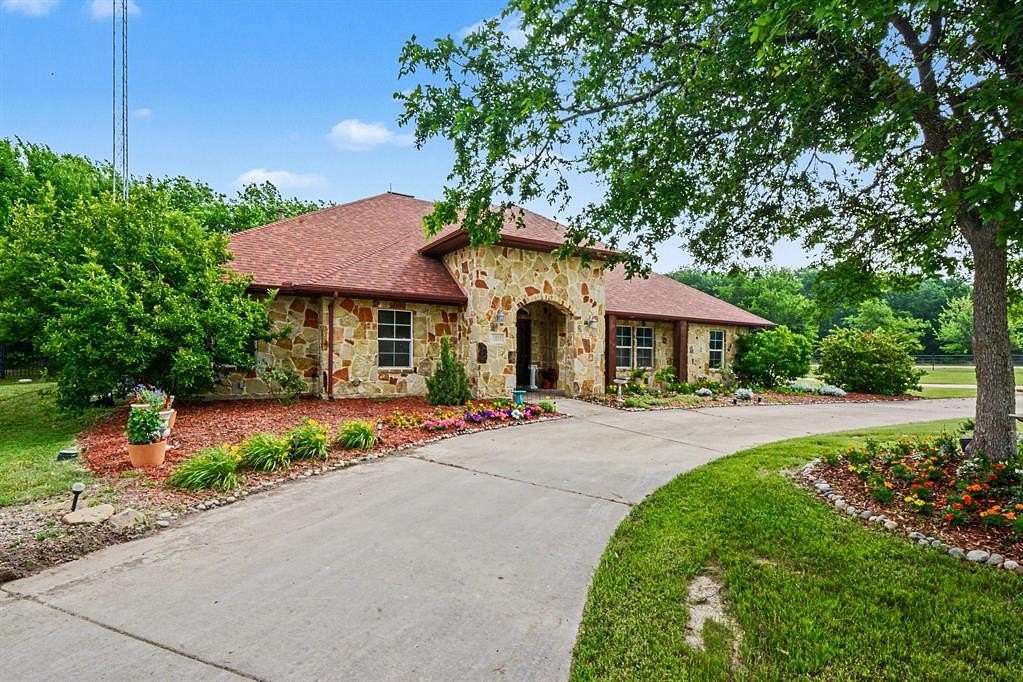 3.79 Acres of Land with Home for Sale in Anna, Texas