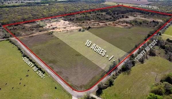 10 Acres of Recreational & Residential Land for Sale in Whitney, Texas