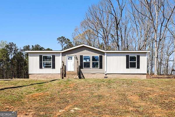 5.69 Acres of Land with Home for Sale in Franklin, Georgia