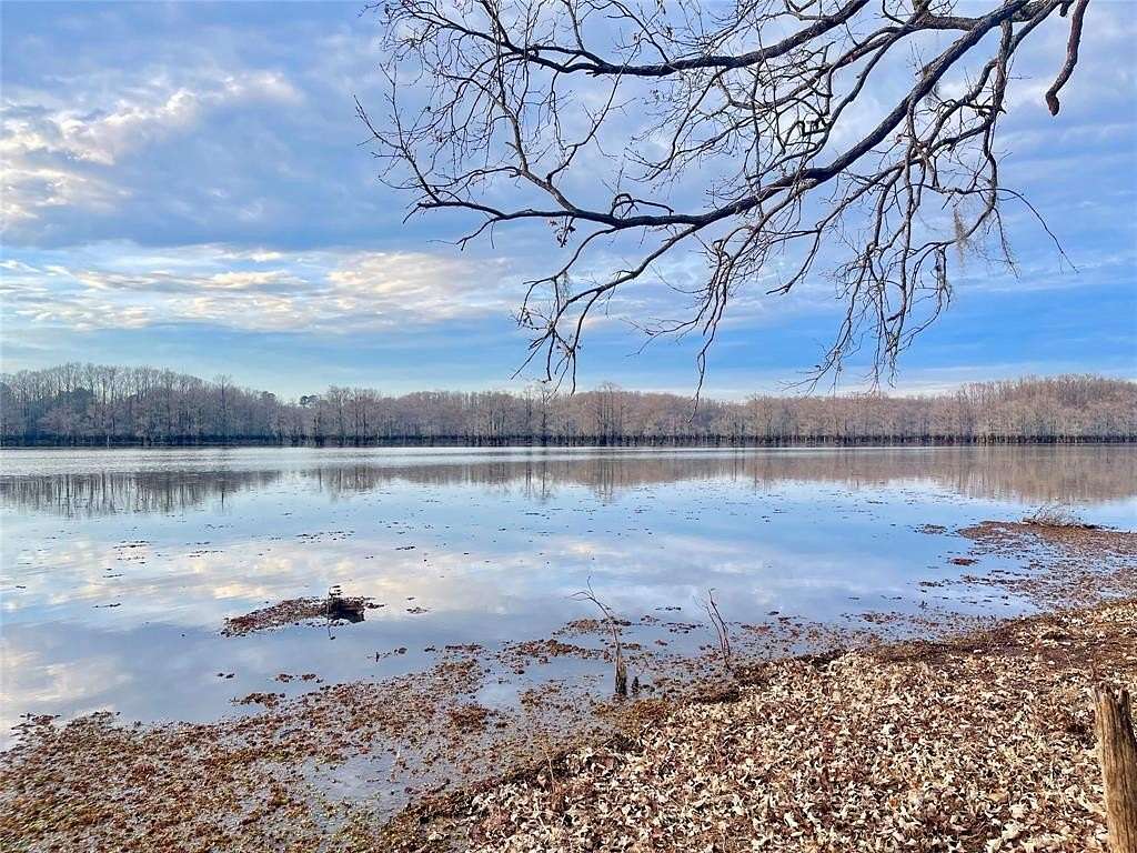 2 Acres of Residential Land for Sale in Heflin, Louisiana
