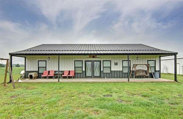 30 Acres of Agricultural Land with Home for Sale in Wolfe City, Texas