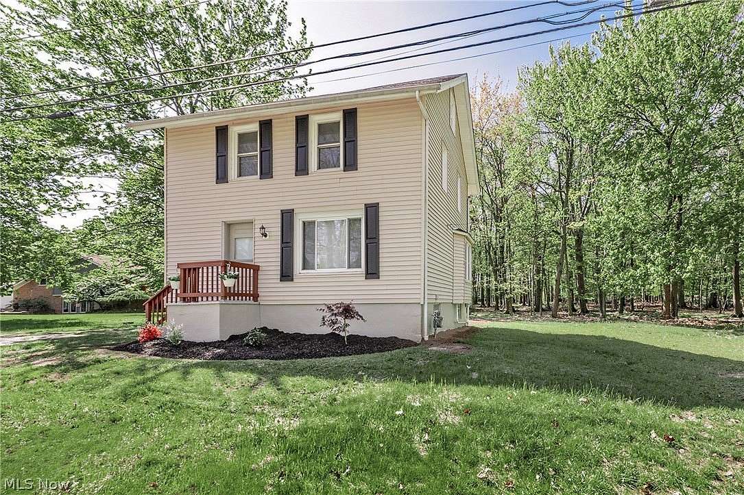 4.4 Acres of Land with Home for Sale in Richmond Heights, Ohio