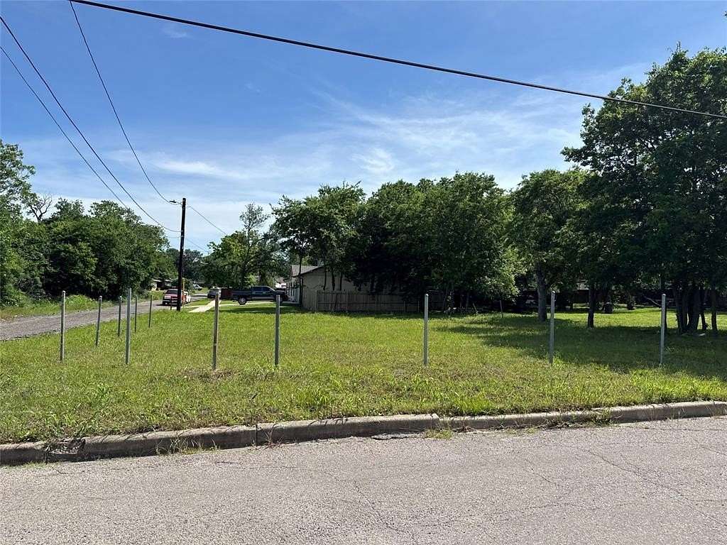 0.14 Acres of Residential Land for Sale in Greenville, Texas