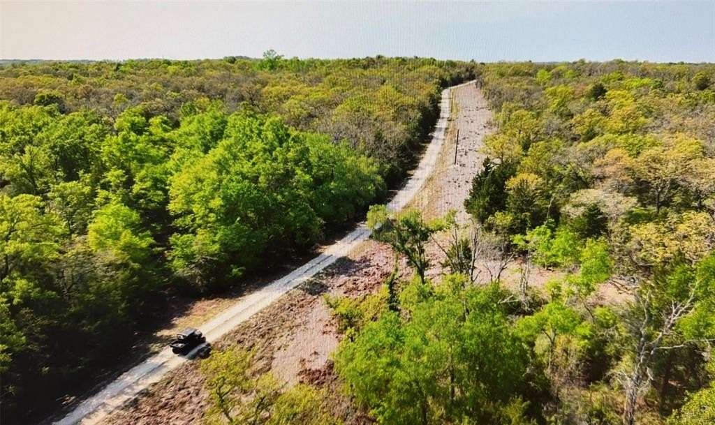 1,653 Acres of Land for Sale in Buffalo, Texas