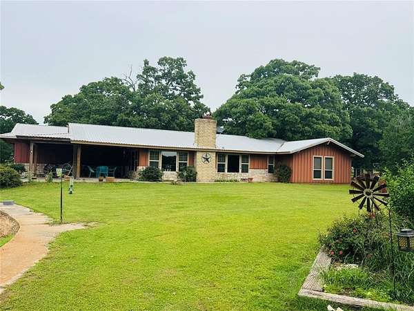 50 Acres of Land with Home for Sale in Ivanhoe, Texas