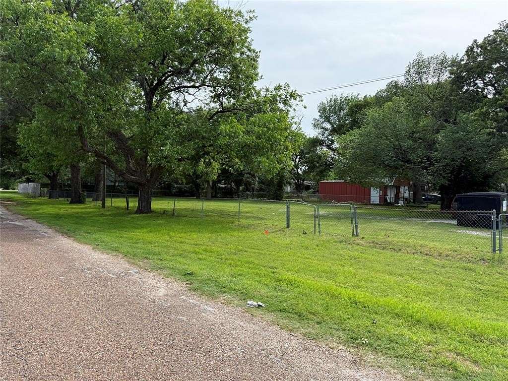 0.27 Acres of Residential Land for Sale in Boyd, Texas
