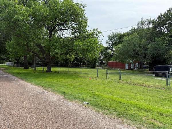 0.27 Acres of Residential Land for Sale in Boyd, Texas