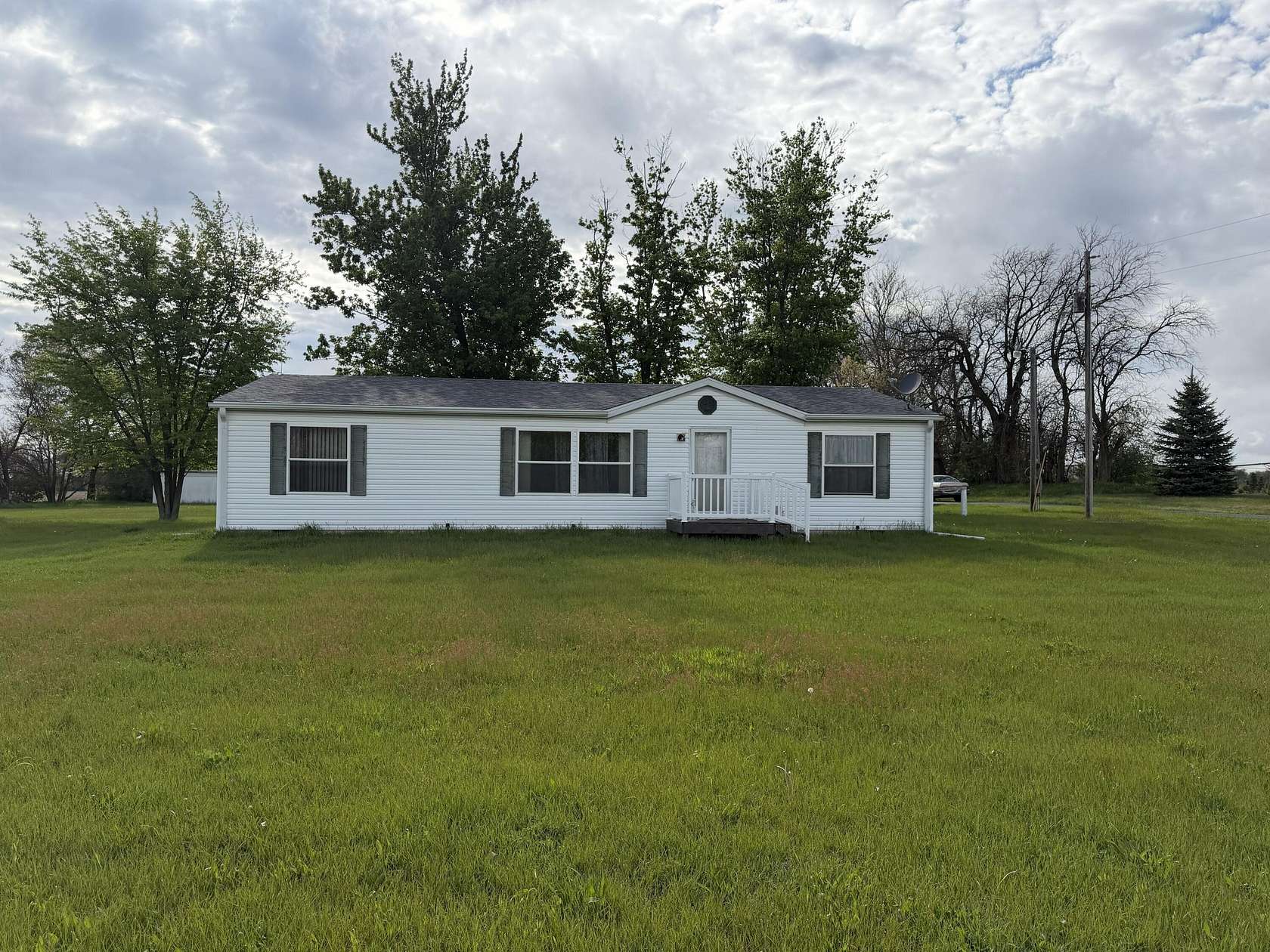 2 Acres of Land with Home for Sale in Wanatah, Indiana