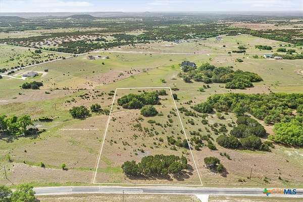 5 Acres of Residential Land for Sale in Kempner, Texas