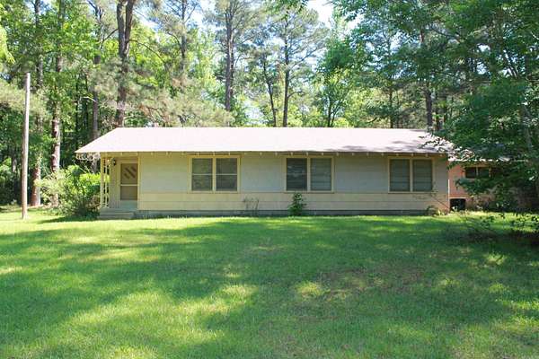 6.54 Acres of Land with Home for Sale in El Dorado, Arkansas
