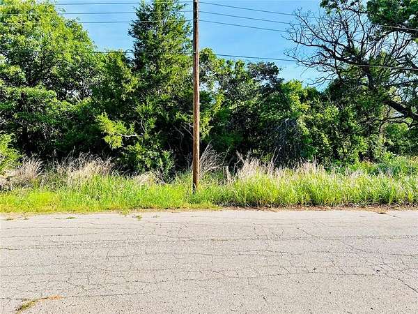 0.7 Acres of Residential Land for Sale in Spencer, Oklahoma