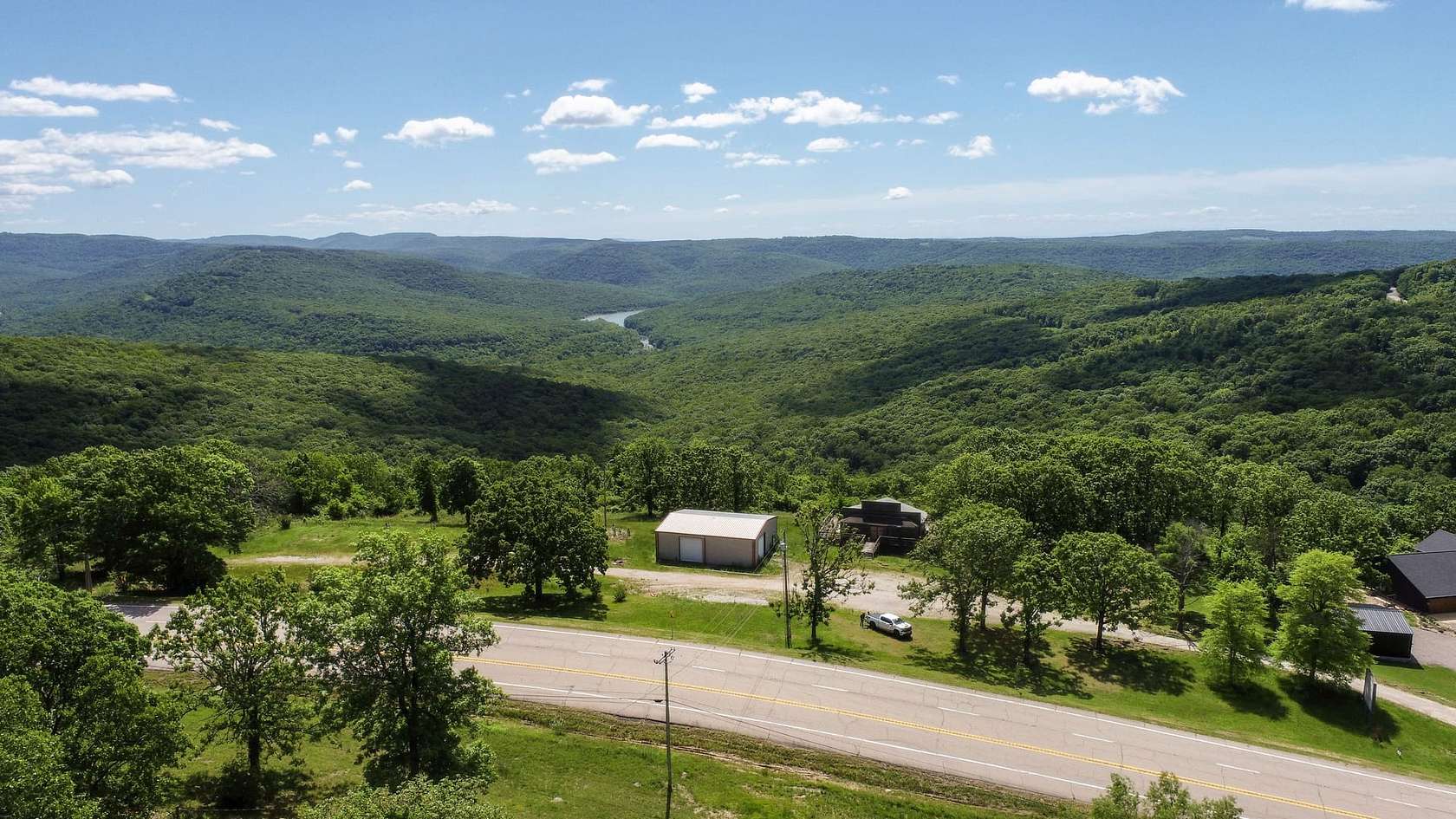 33 Acres of Land for Sale in Mountainburg, Arkansas