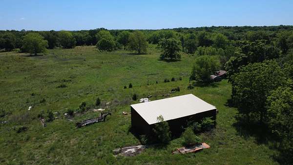 30 Acres of Land for Sale in Hugo, Oklahoma