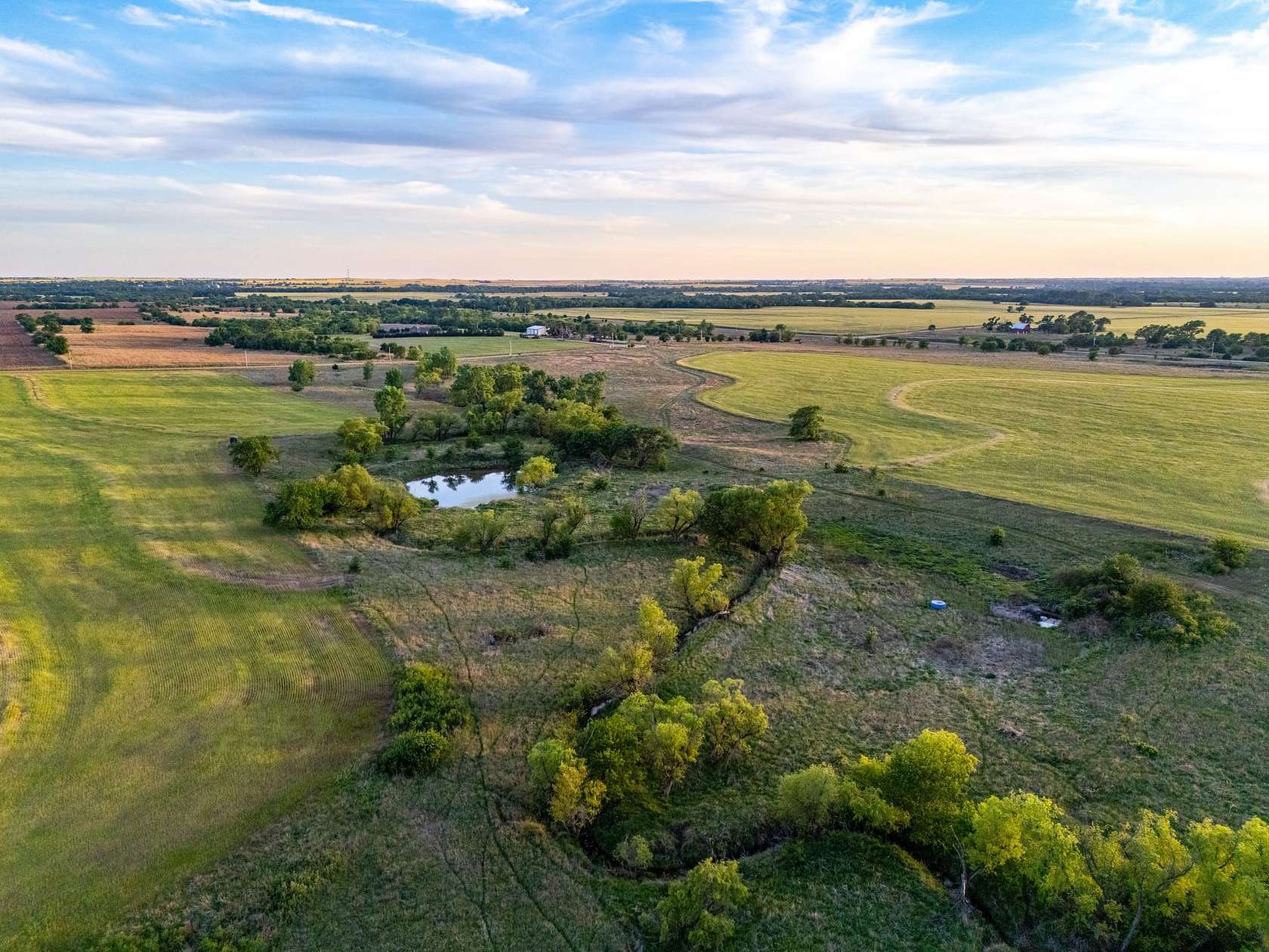 158 Acres of Land for Sale in Bluff City, Kansas