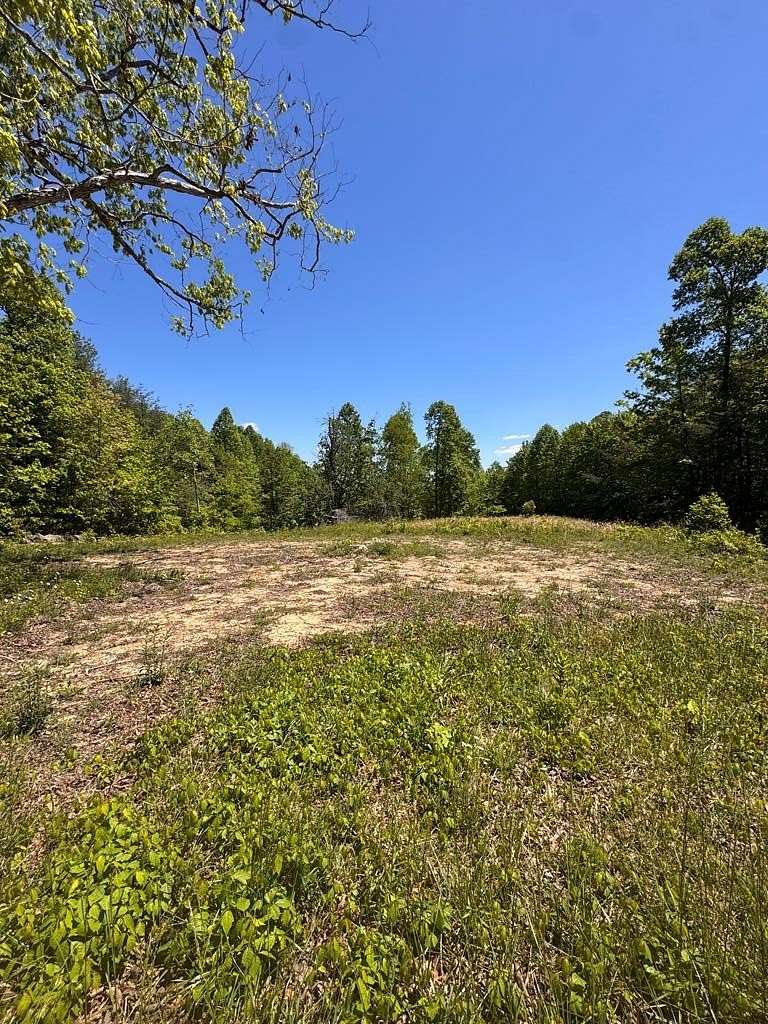 4.25 Acres of Residential Land for Sale in Monterey, Tennessee