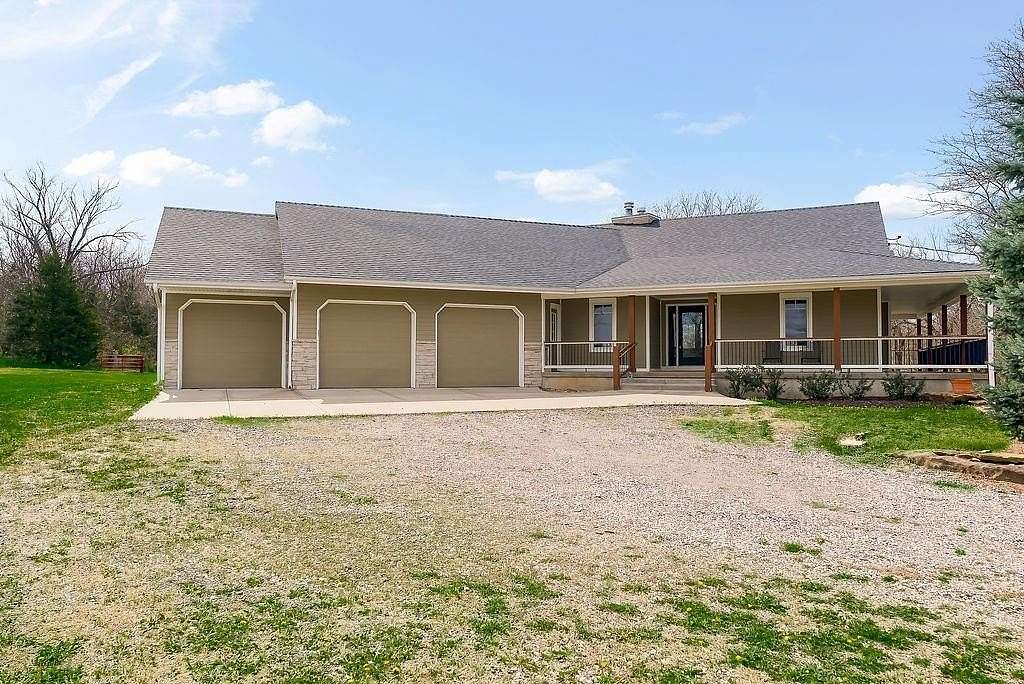 9.56 Acres of Land with Home for Sale in Spring Hill, Kansas