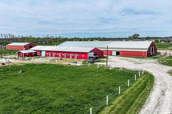 34.8 Acres of Agricultural Land with Home for Sale in Muncie, Indiana