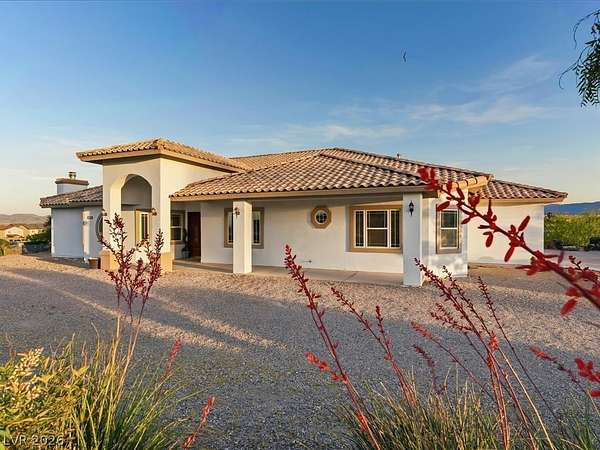 4.29 Acres of Land with Home for Sale in Las Vegas, Nevada