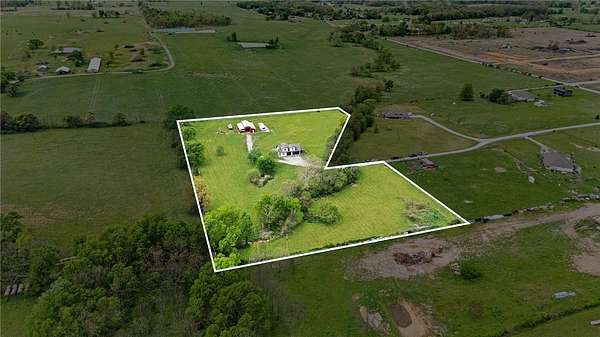 5.62 Acres of Land with Home for Sale in Bentonville, Arkansas