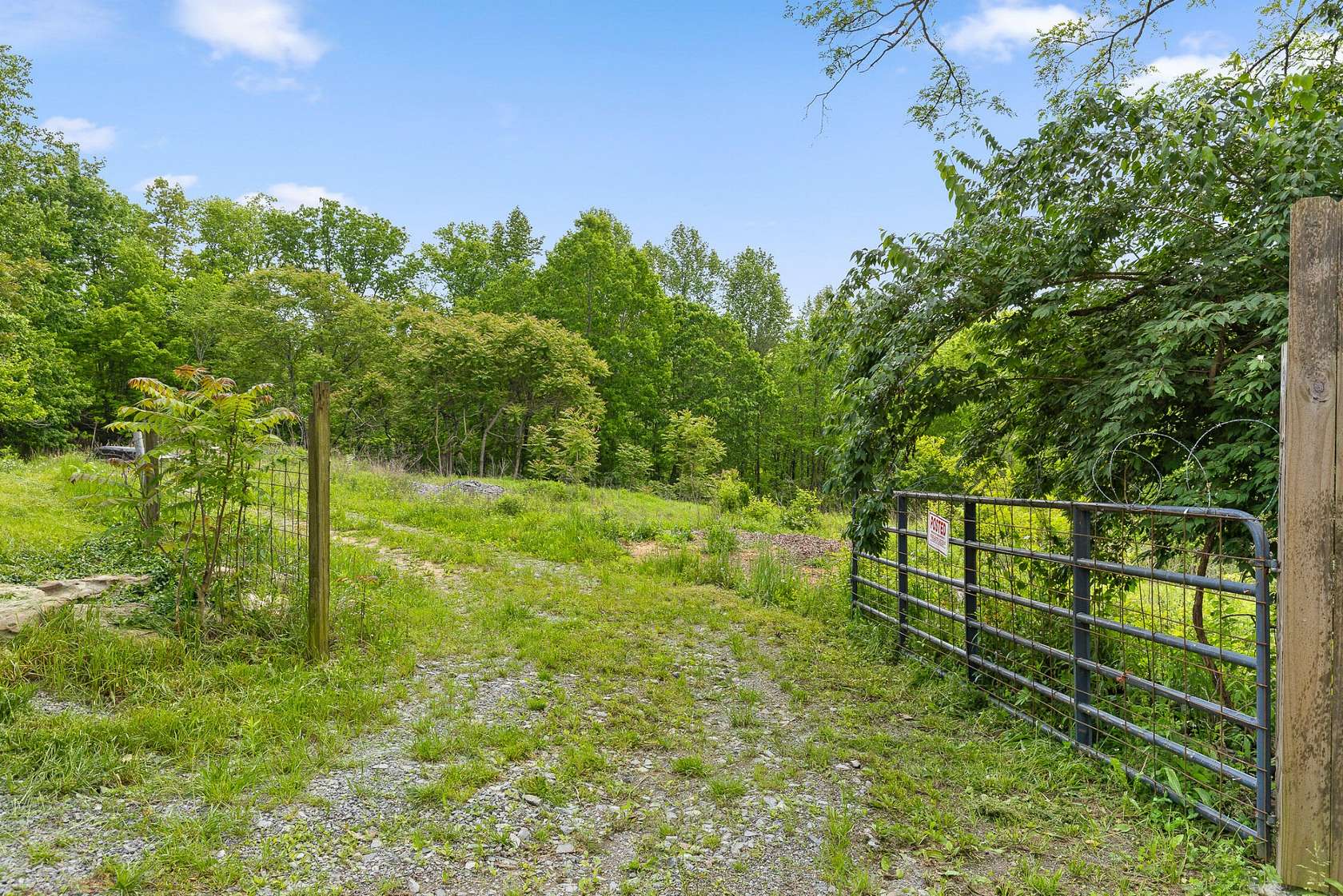 5.2 Acres of Residential Land for Sale in Signal Mountain, Tennessee