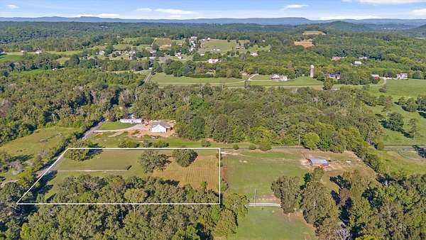 2.25 Acres of Residential Land for Sale in Ringgold, Georgia