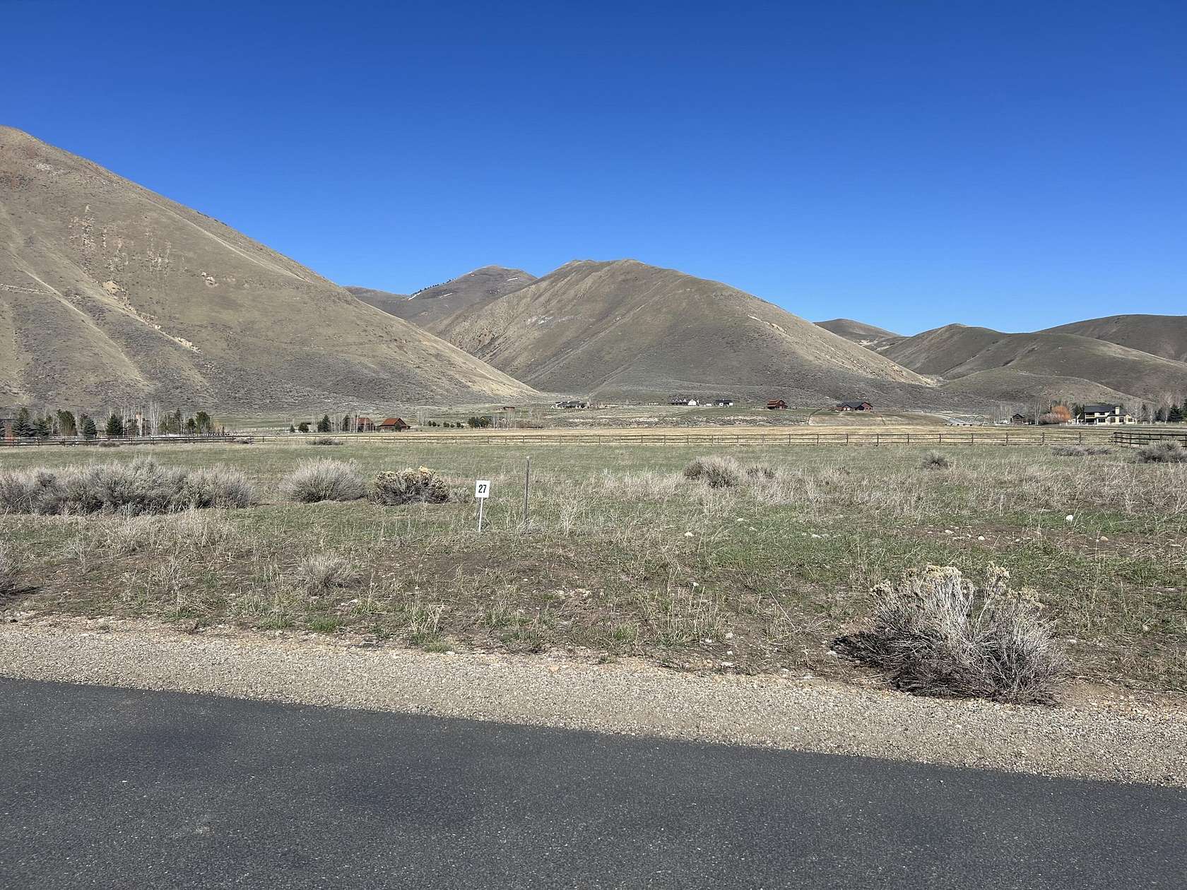 1 Acre of Residential Land for Sale in Bellevue, Idaho