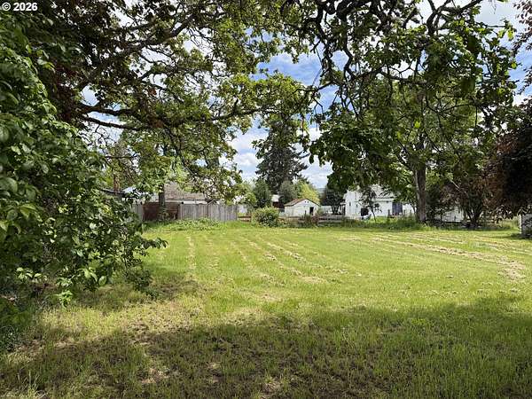0.14 Acres of Residential Land for Sale in Creswell, Oregon